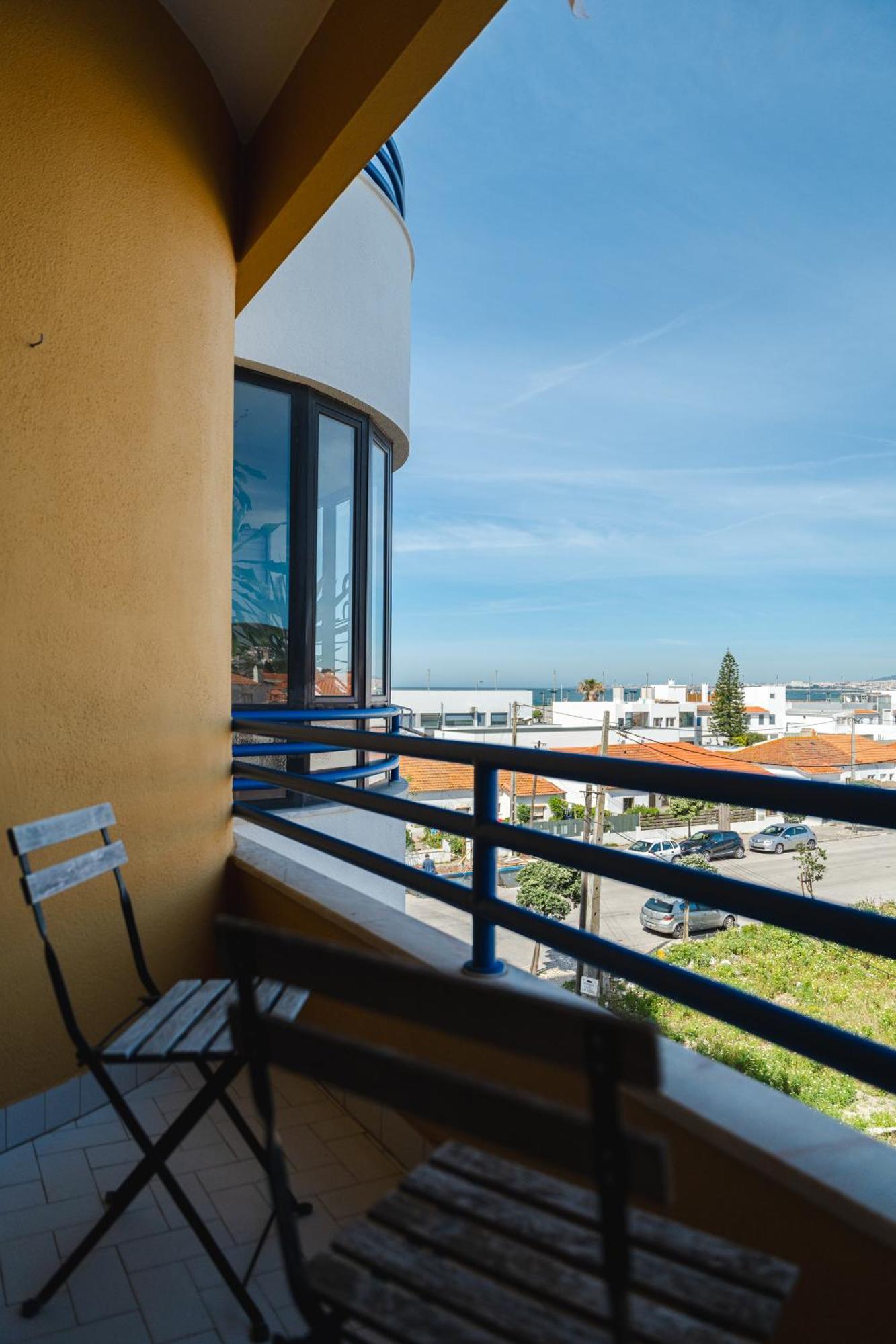 Sea View & Sundown, 150M From The Beach And Surf Spots Коста да Капарика Екстериор снимка