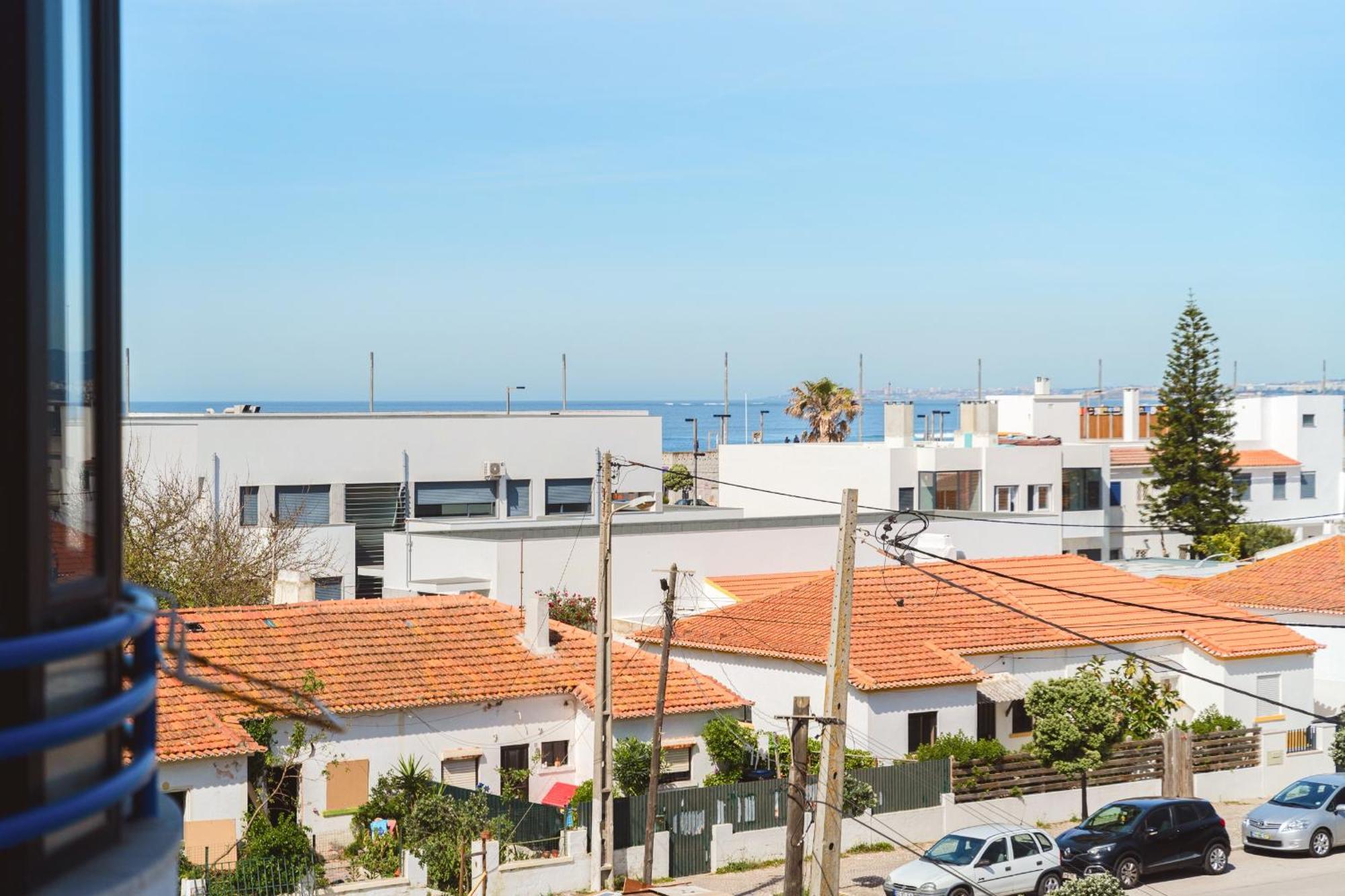 Sea View & Sundown, 150M From The Beach And Surf Spots Коста да Капарика Екстериор снимка